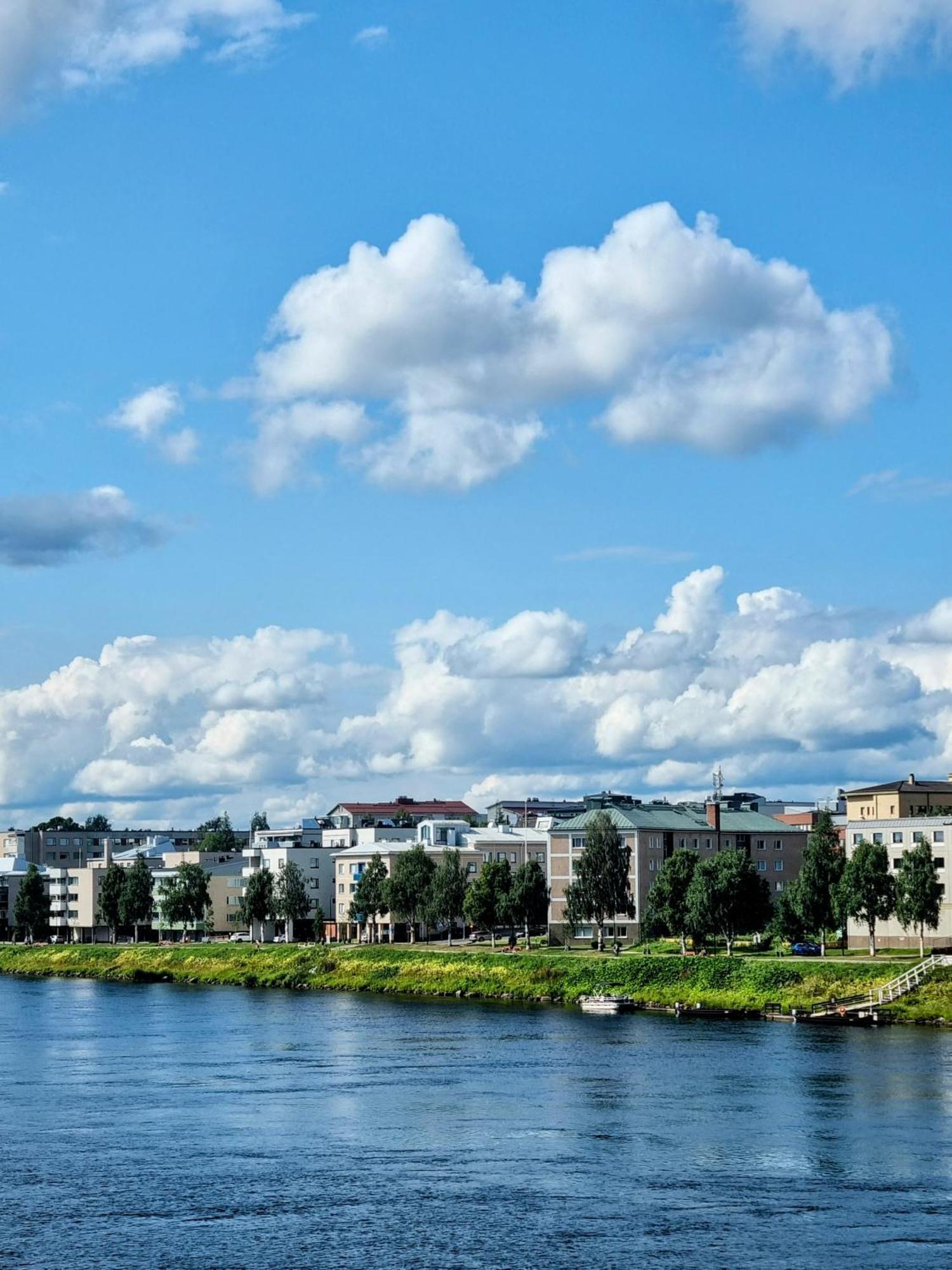 Holiday Pink Pearl Apartment Rovaniemi Exterior photo